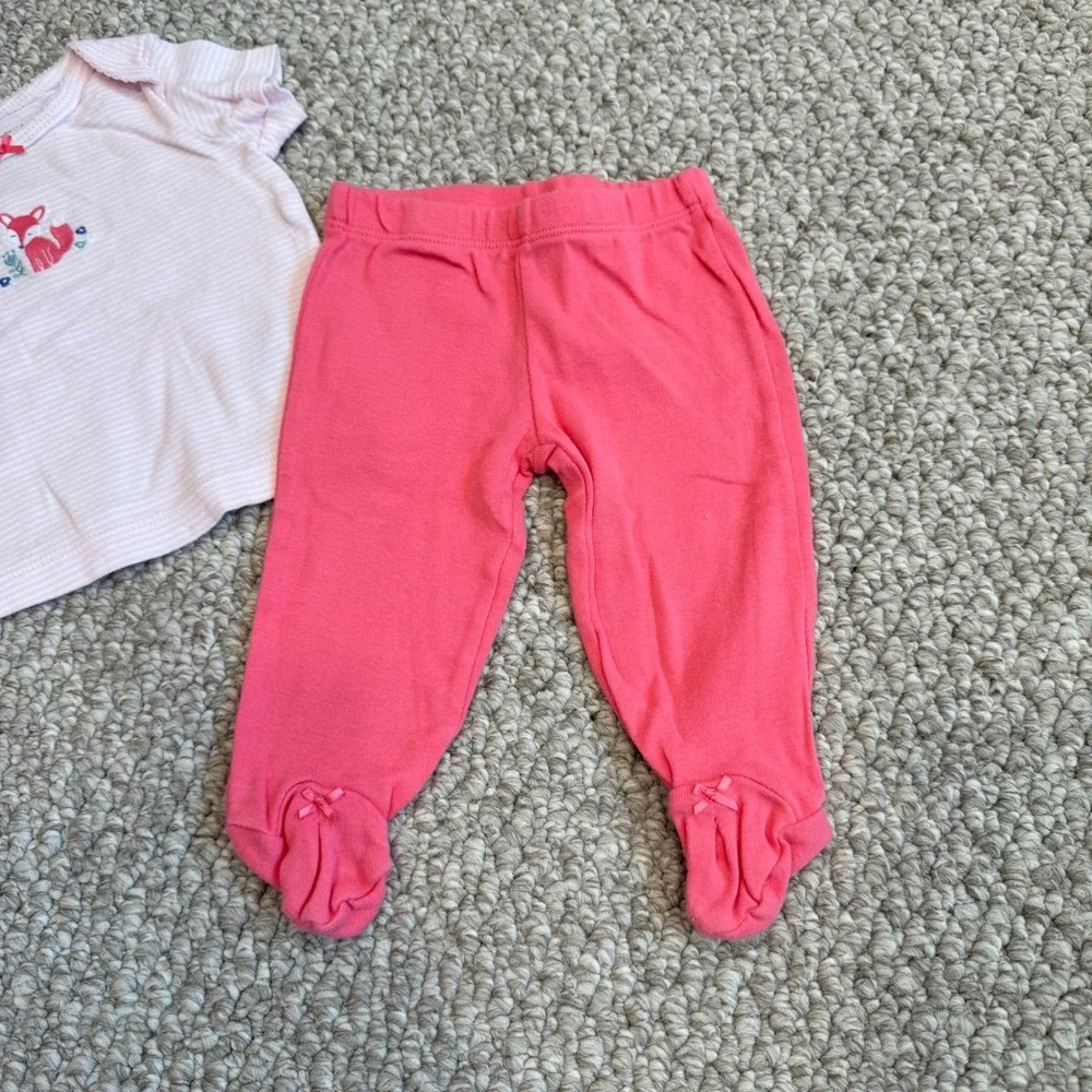 Carters Baby Girls 2 Piece Fox Shirt and‎ Footed Pants Set Size 3 Months